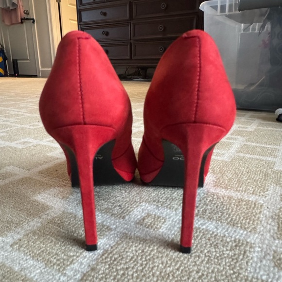 New Aldo Red Suede Pointed Toe Stiletto Pumps Heels Date Night Shoes Party 8 - Picture 9 of 13